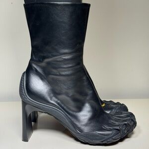 balenciaga vibram toe boots